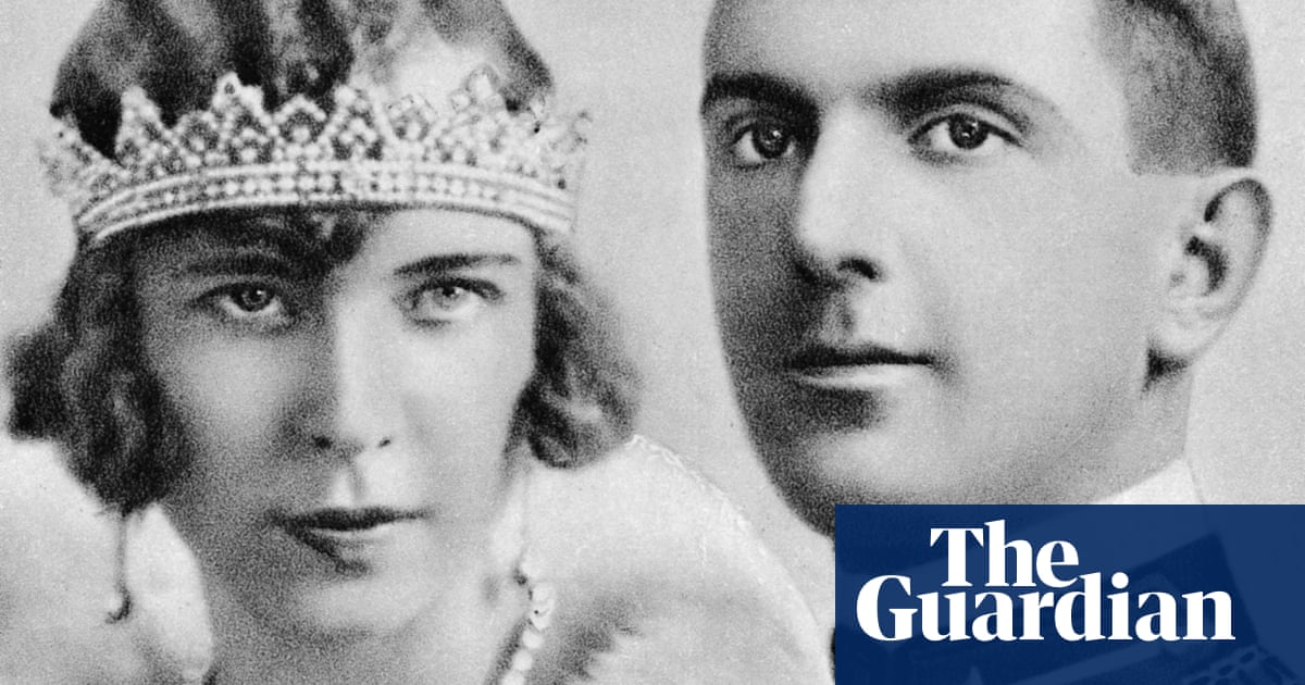 Descendants of Italy's last king should not have crown jewels, court rules