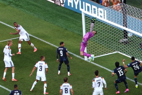 Paraguay goalkeeper Orlando Gill fails to save from Germany's Jonathan Tah…