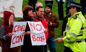 Protesters in Glastonbury