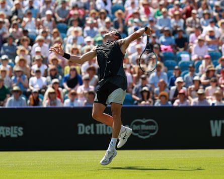 Jack Draper prepares to hit an overhead shot Eastbourne