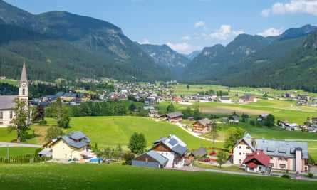 The beautiful Wildschönau region is at 1,000m on the western slopes of the Kitzbühel Alps.