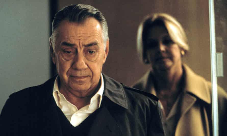 Philip Baker Hall di Magnola