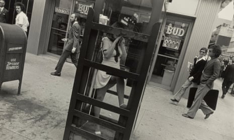 Winogrand’s photo of a woman on the phone ‘blurs the thin line between public and private’