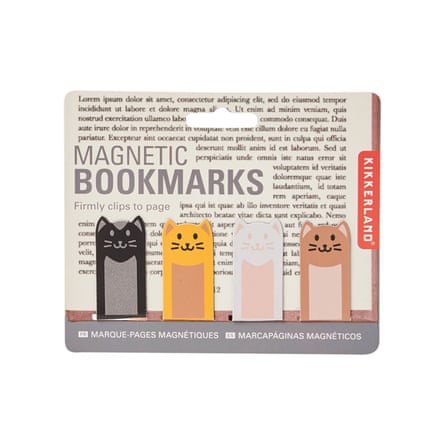 Oliver Bonas Magnetic Cat Bookmarks Set of Four