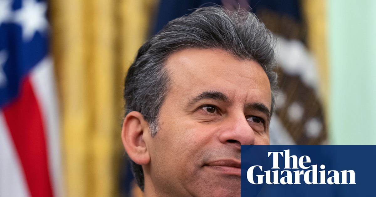 FDA Commish Gets the Boot After Vapegate: Another Swamp Creature Bites the Dust!