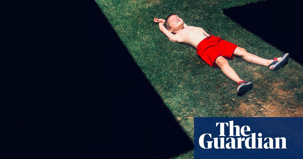 ‘It feels like the light is pushing the darkness apart’: Gellért Gombai’s best phone picture