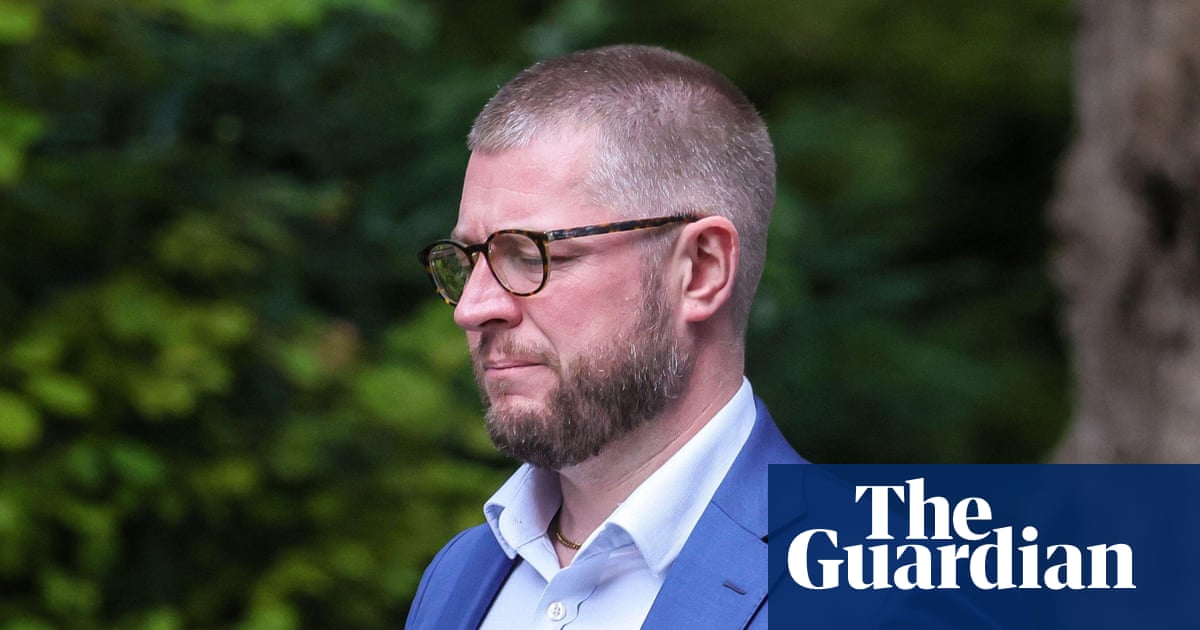 Senior Starmer adviser quits over offensive Diane Abbott messages