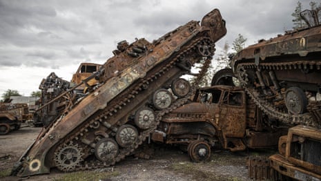 Burned out military vehicles and shredded uniforms mark Russia's retreat of Lyman – video