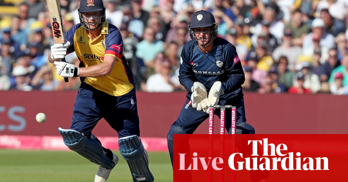 T20 Blast Finals Day: Worcs pip Notts to reach final, Derbyshire v Essex – live!