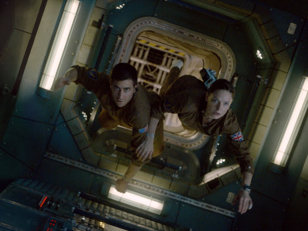 life review jake gyllenhaal hits the