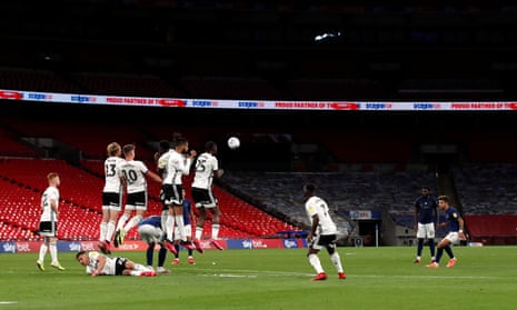 Emiliano Marcondes’ free-kick goes over the Fulham wall ... and the bar.