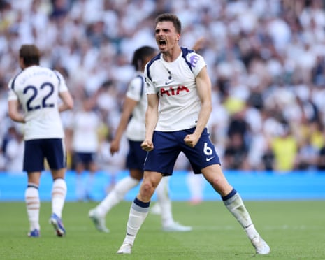 Tottenham v Everton: Premier League final day – live