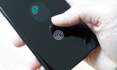 the fingerprint scanner on the Oppo Find X5 Pro’s screen