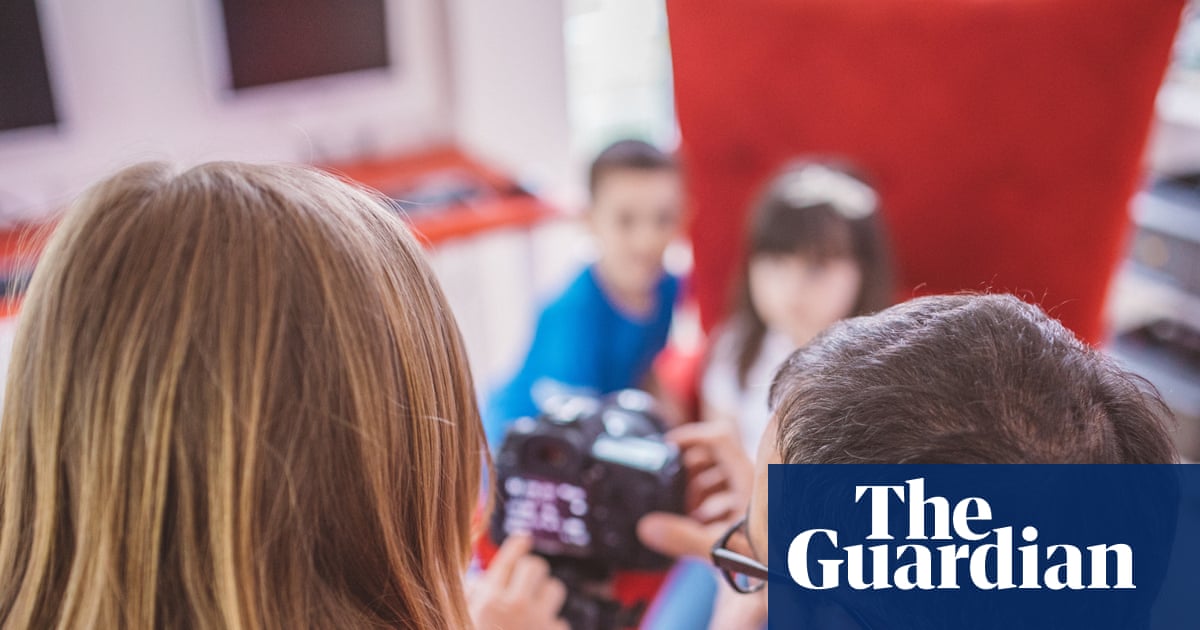 Is this the end of the British school photo?