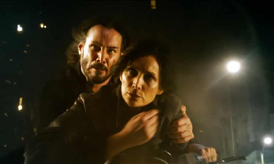 Keanu Reeves and Carrie-Anne Moss in The Matrix Resurrections.