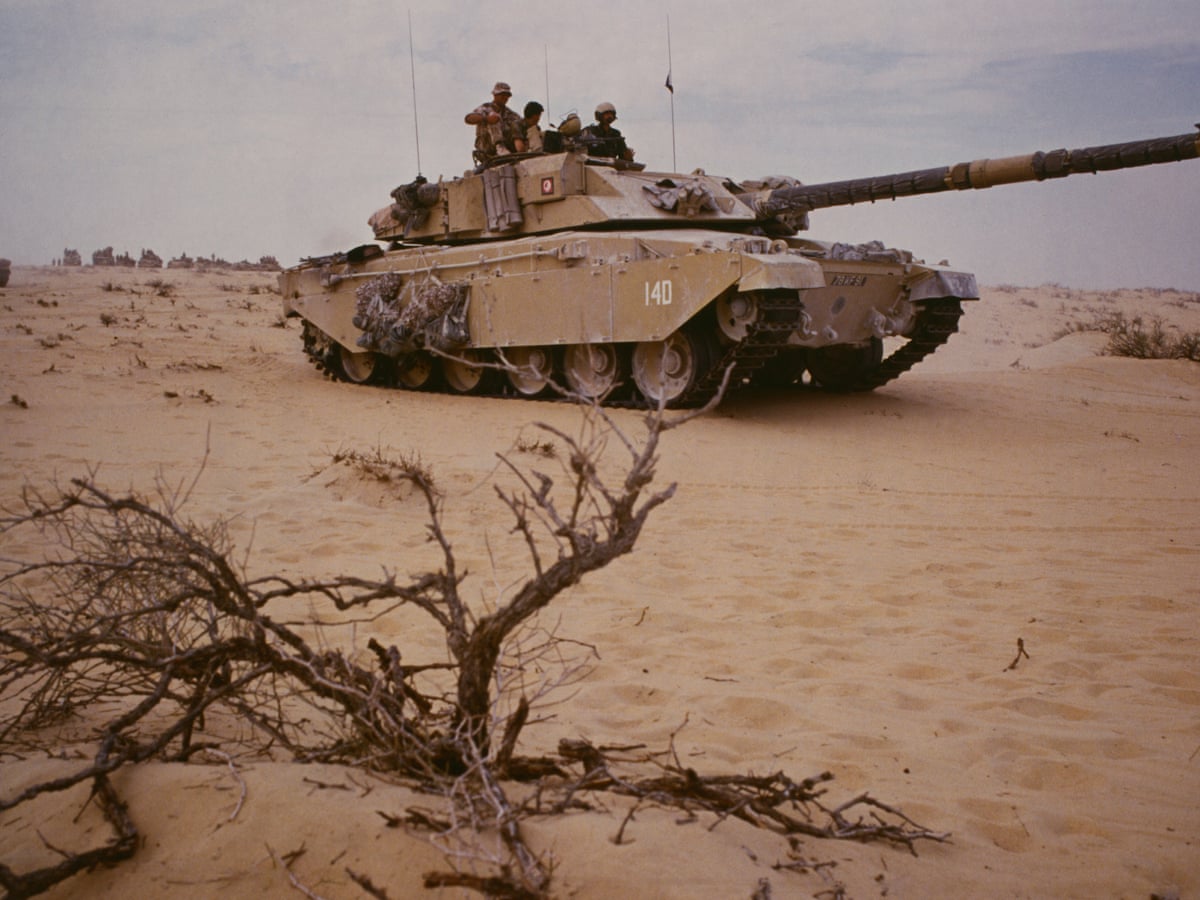 Iraqi Invasion Of Kuwait In 1990 Used By Uk To Boost Weapon Sales Arms Trade The Guardian