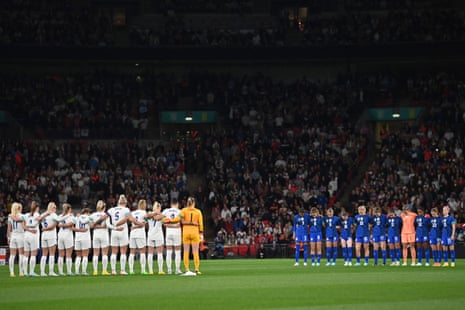 The players observe a minutes silence
