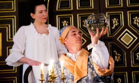 Mark Rylance as King Philippe and Melody Grove (Isabella, Queen Of Spain) in Farinelli and the King