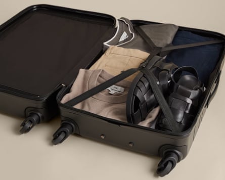M&S Pisa 4-Wheel Hard Shell Medium Suitcase