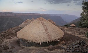 Thatched round hut guesthouse at Taklamariam village