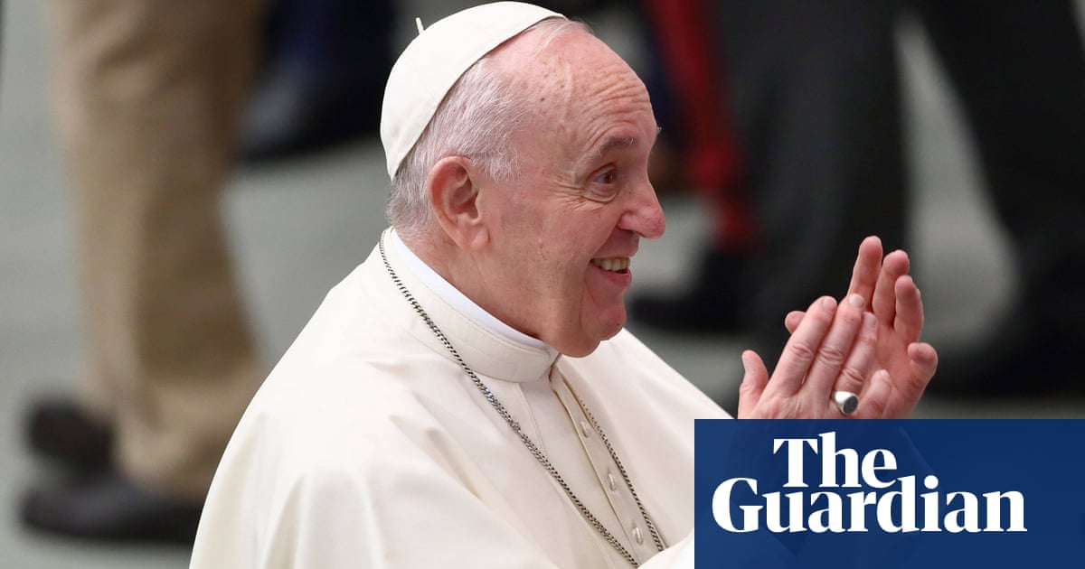 Pope pledges to relocate 50 asylum seekers to Italy