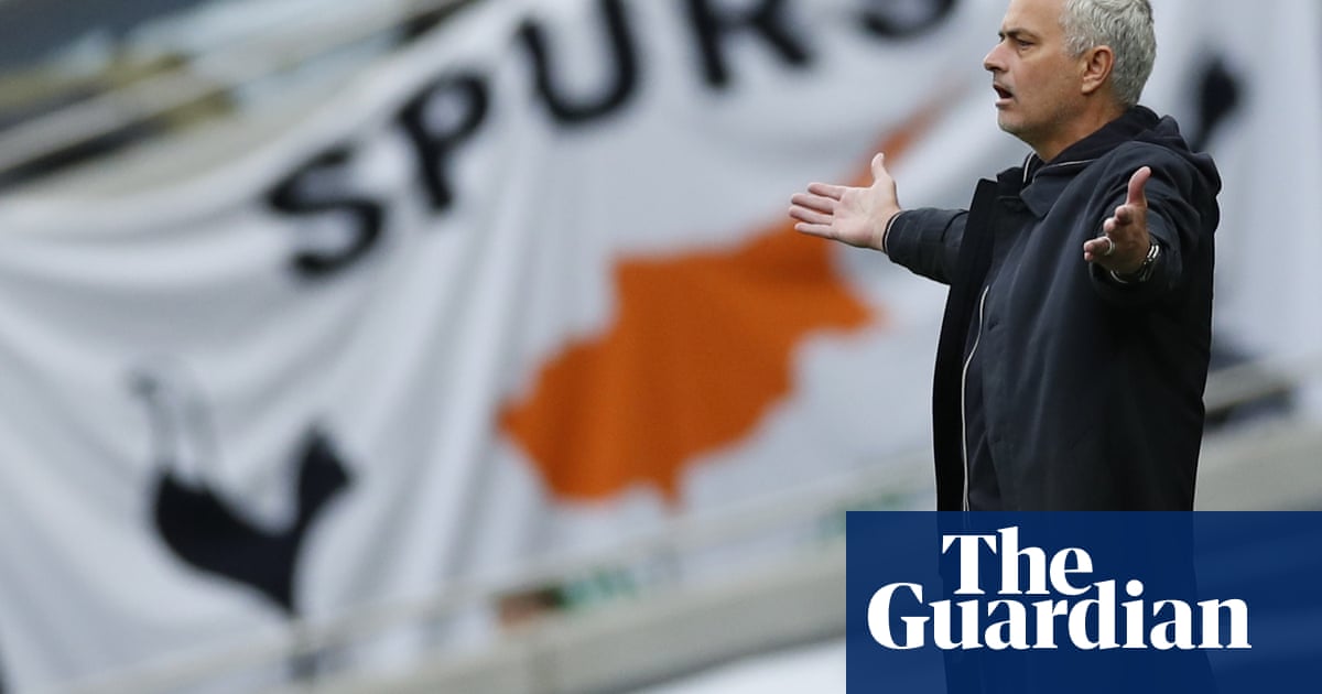 José Mourinho says fixture pile-up will force Spurs to sacrifice Carabao Cup