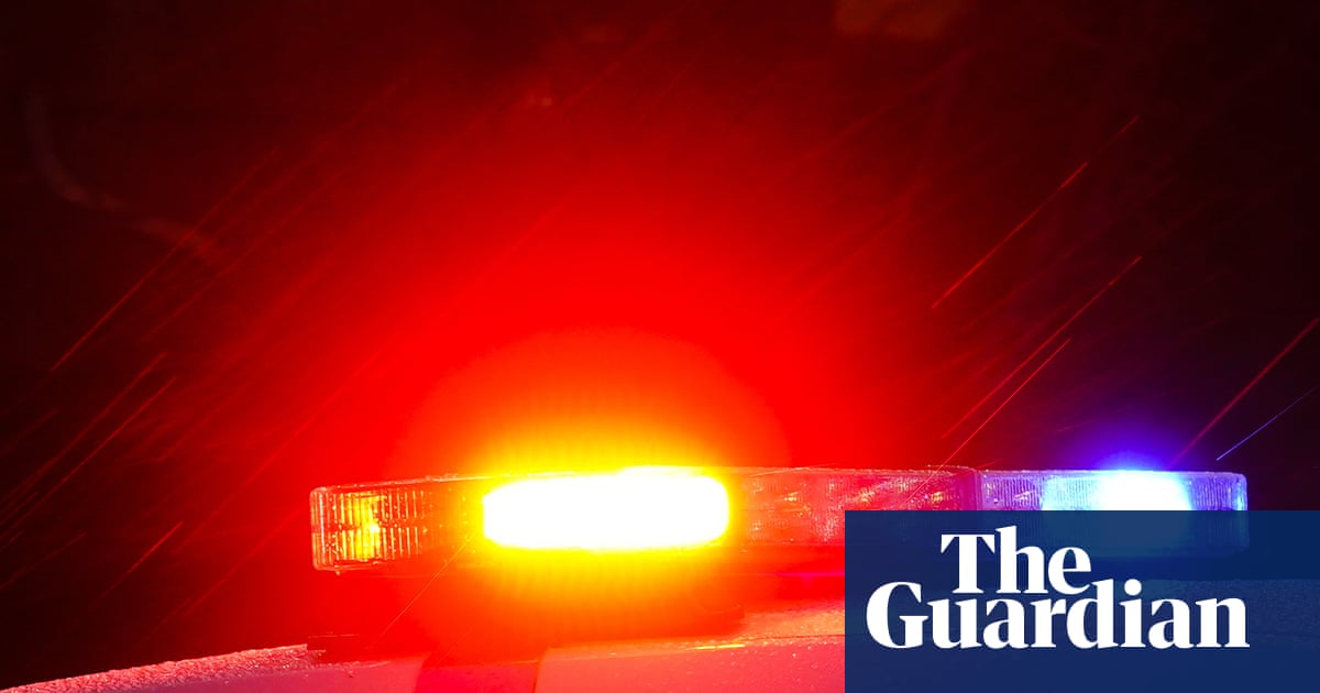 Driver livestreams herself on TikTok as she apparently hits and kills man in Chicago