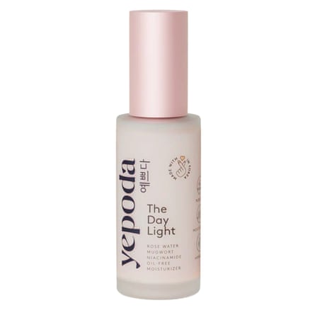 Yepoda The Day Light Rose water mugwort niacinamide oil-free moisturiser