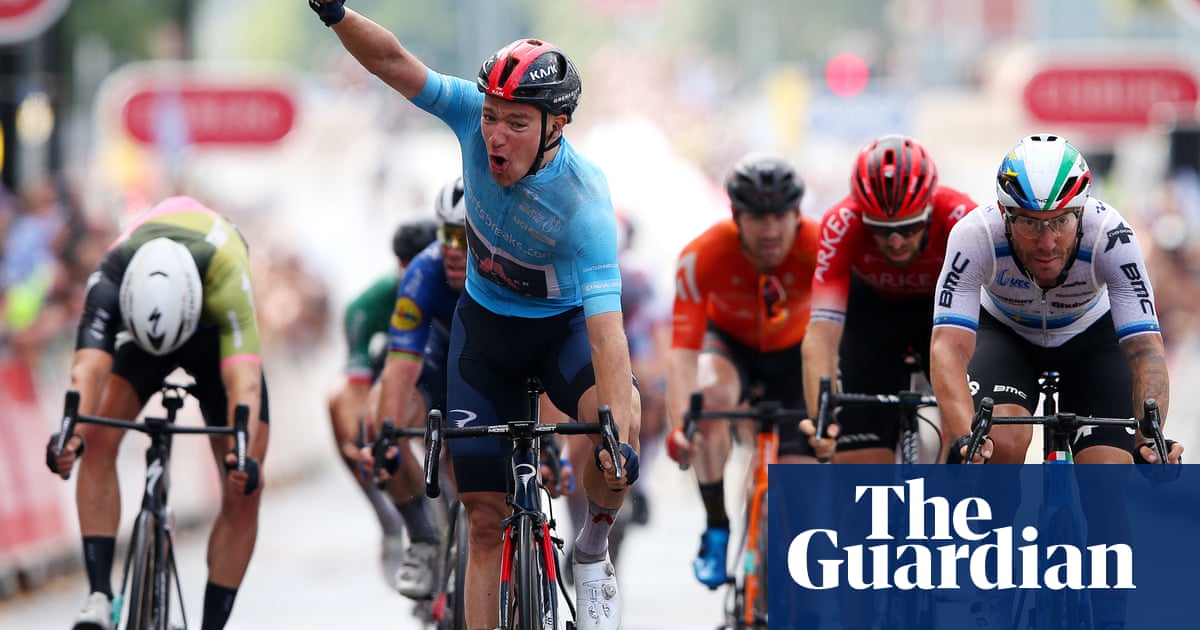 Ethan Hayter regains Tour of Britain lead with dramatic sprint victory