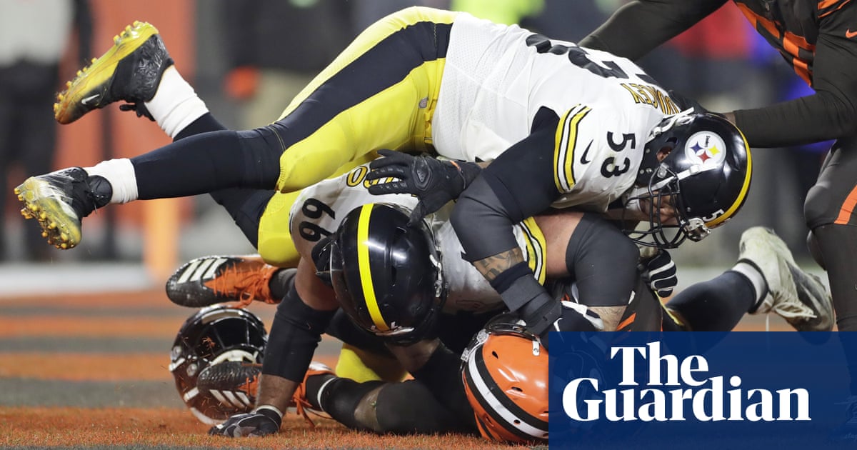 Steelers wear Free Pouncey shirts before fiery rematch with Browns