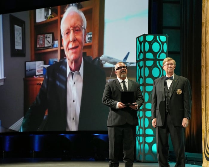 ‘Miracle on the Hudson’ pilot Chesly Sullenberger inducted into US Aviation Hall of Fame