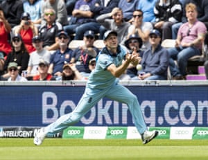England chasing 213 to beat West Indies: Cricket World Cup 2019 – live! | Sport 3 Chris Woakes of England drops a catching chance given by Andre Russell of West Indies.