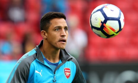 Alexis Sánchez leaving Arsenal on a free could cost the club £140m, Arsène Wenger has admitted.