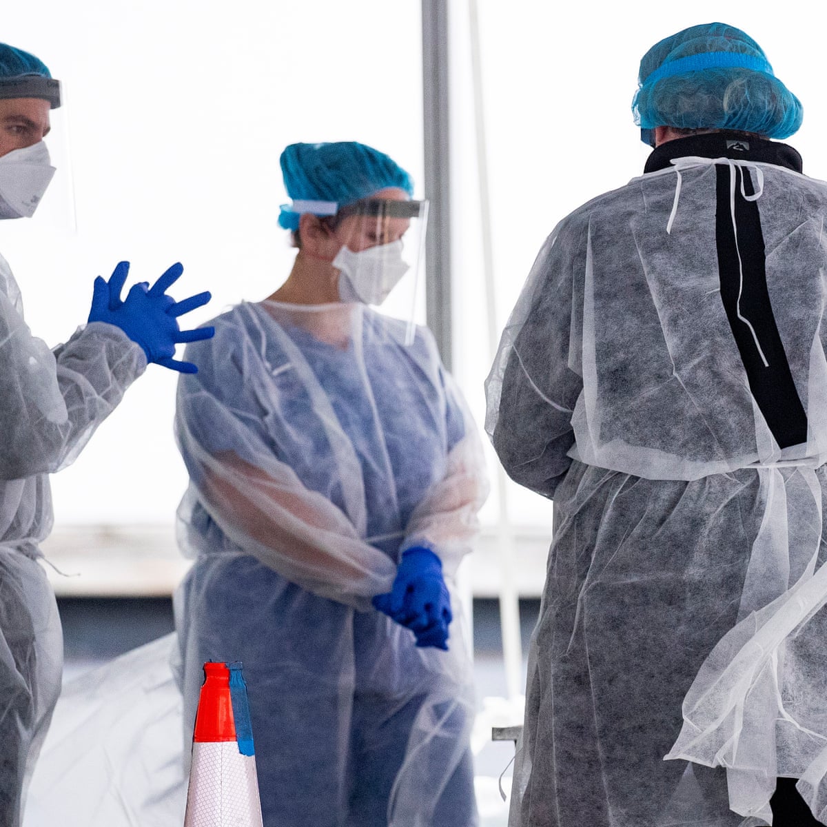 PPE: 'one size fits all' design is a fallacy that's putting female health  staff at risk - RCNi