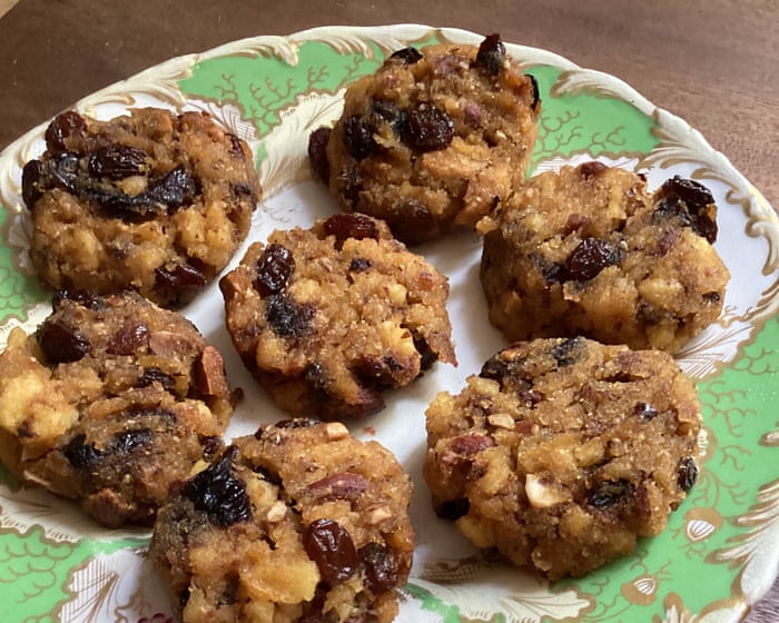 Rachel Roddy’s recipe for leftover polenta biscuits | A kitchen in Rome