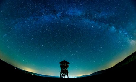La Estrella super rápida S5-HVS1 expulsada desde el centro galáctico