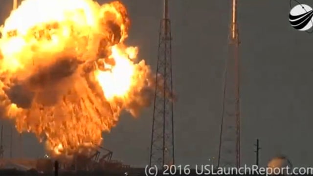 Spacex Rocket Explodes On The Launch Pad At Cape Canaveral Video Science The Guardian Spacex Rocket Explodes On The Launch Pad At Cape Canaveral Video Science The Guardian