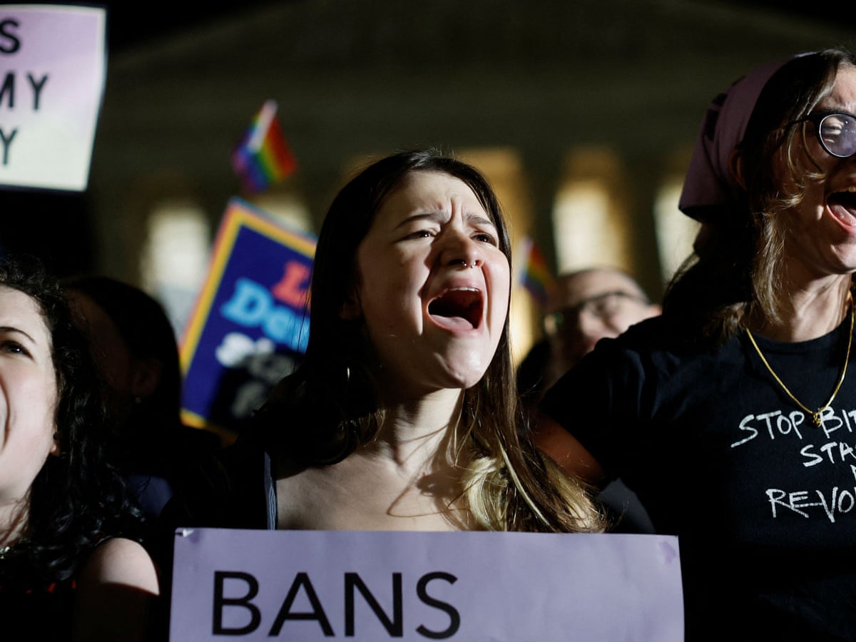 Supreme Court Voted To Overturn Roe V Wade Abortion Law Leaked Draft Opinion Reportedly Shows Roe V Wade The Guardian Supreme Court Voted To Overturn Roe V Wade Abortion Law Leaked Draft Opinion Reportedly Shows Roe V Wade The Guardian