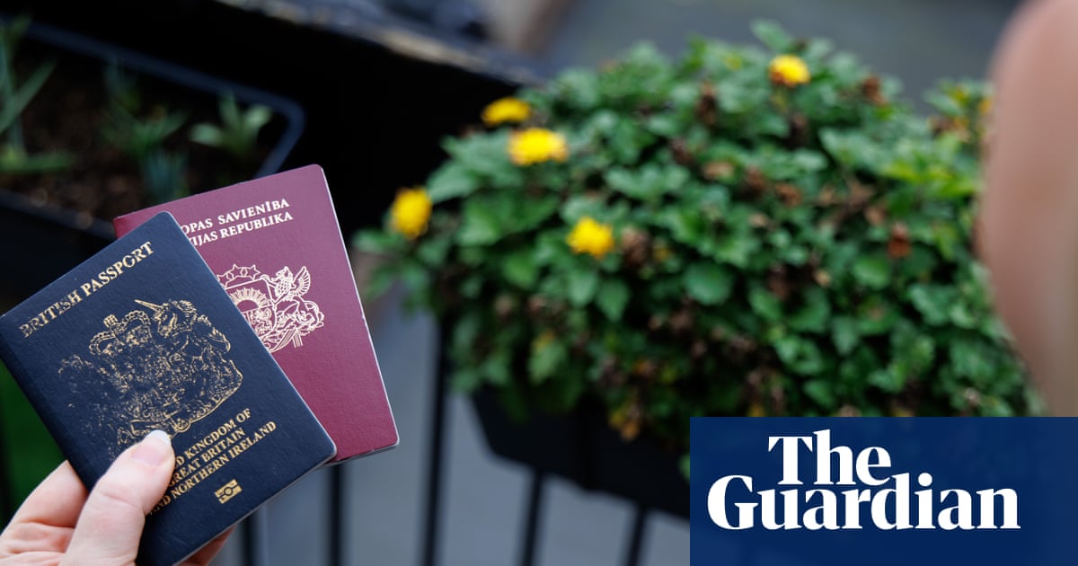 British dual nationals: have you been prevented from travelling to the UK?