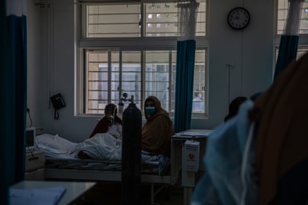 Most people at the Afghan-Japan hospital are receiving oxygen now