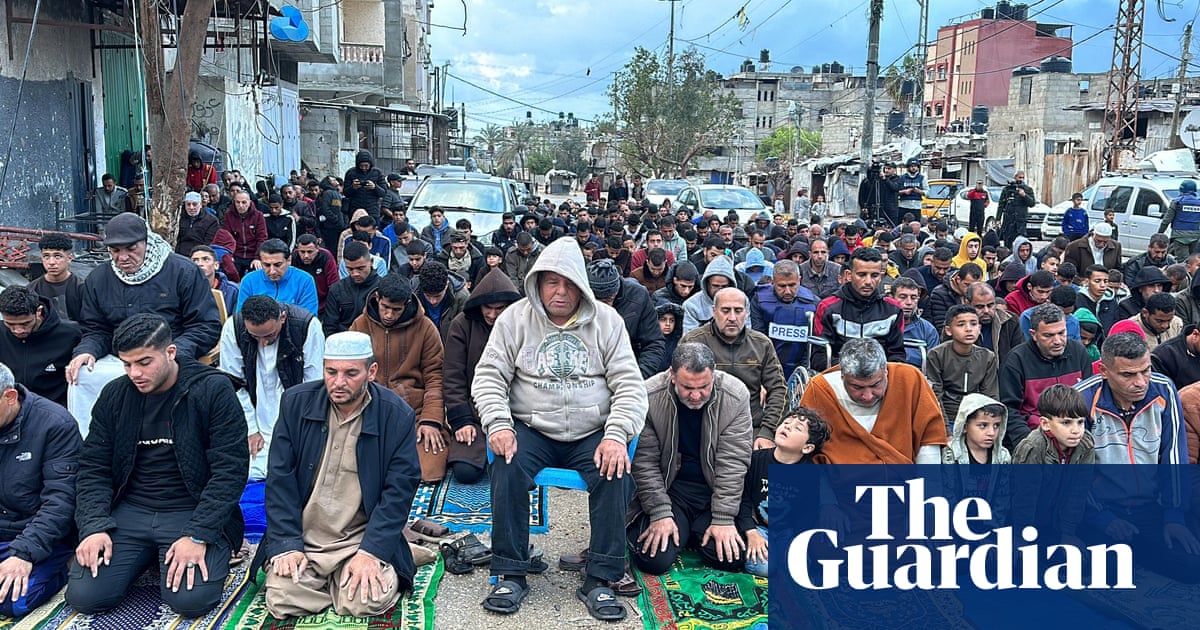 “لا يمكن أن يكون هذا عيداً”: الناجون في غزة يحتفلون بنهاية شهر رمضان في ظل الحرب | غزة “لا يمكن أن يكون هذا عيداً”: الناجون في غزة يحتفلون بنهاية شهر رمضان في ظل الحرب | غزة