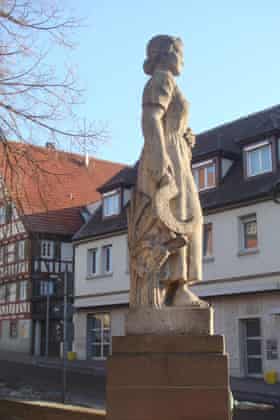 Statue of Katharina Kepler in Eltingen