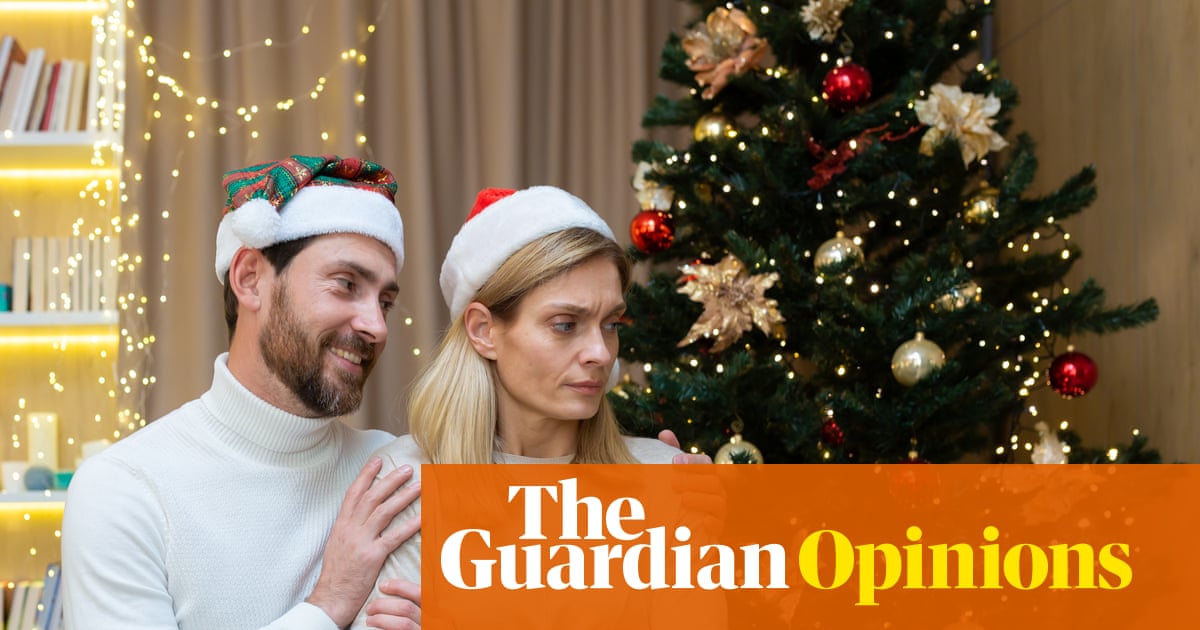 I'm a Grinch and my husband is like Buddy the Elf here is how we found a Christmas | Polly Hudson compromise