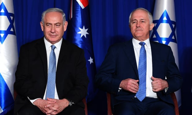 Benjamin Netanyahu (left) with Malcolm Turnbull at a welcome ceremony in Jerusalem, Israel, on 30 October, 2017.