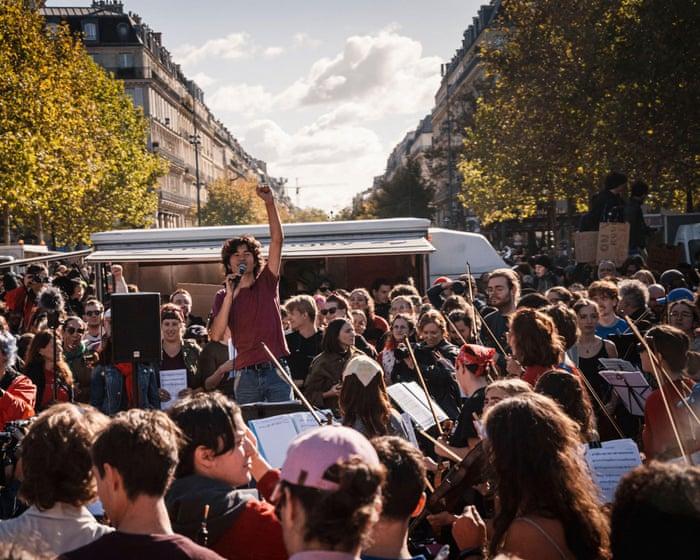 Their orchestra is not a sacred object but a tool for struggle – Paris’s musicians join the frontline