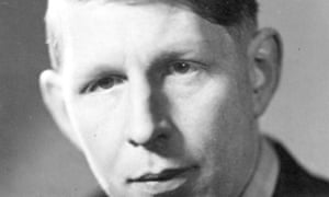 larchfield by polly clark review loneliness longing and wh auden
