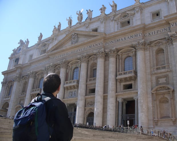 Martin Belam outside the Papal Basilica of Saint Peter in the Vatican