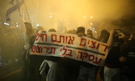 Israelis gather in Tel Aviv, calling for a ceasefire in the Gaza Strip, a prisoner exchange agreement, and the resignation of Benjamin Netanyahu.