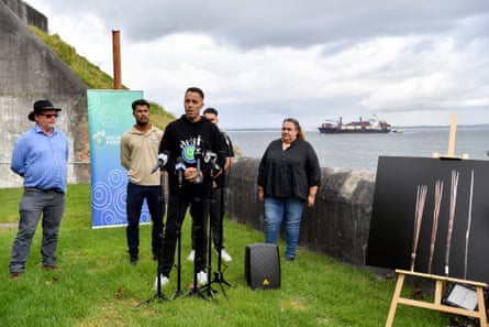 (LR) Senior Curator of the National Museum of Australia, Dr Ian Coates, Chairman of the Gujaga Foundation, Ray Ingrey, and Chair of the La Perouse Local Aboriginal Land Council, Noeleen Timbery, talk about the repatriation of the spear to Bare Island.