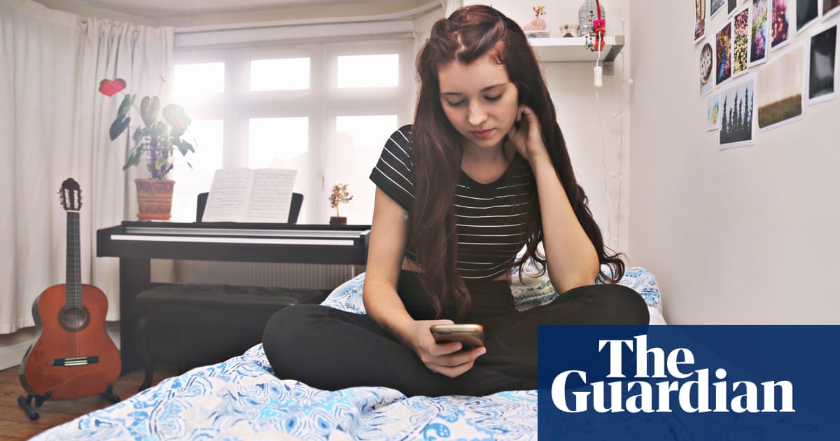 ‘Generation sensible’ risk missing out on life experiences, therapists warn